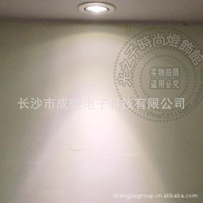家居照明全攻略 从LED天花灯到吸顶灯的选型指南与图片大全